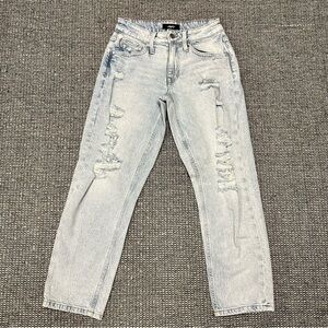 Edgely Light Wash Boyfriend Jeans